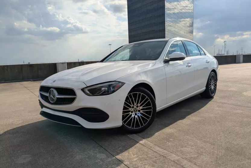 2025 Mercedes Benz C 300 photo 1