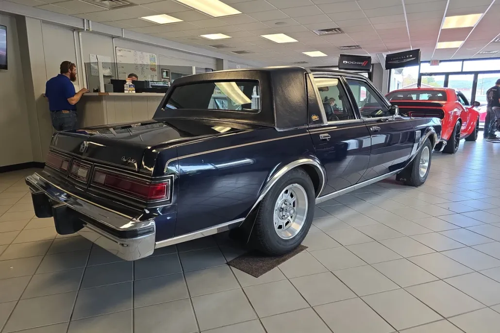 1982 Chrysler New Yorker photo 1