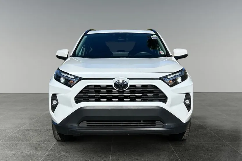 2024 Toyota RAV4 XLE Premium photo 1