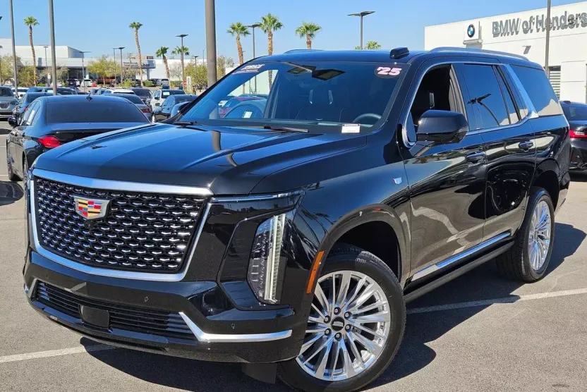 2025 Cadillac Escalade Premium Luxury photo 1