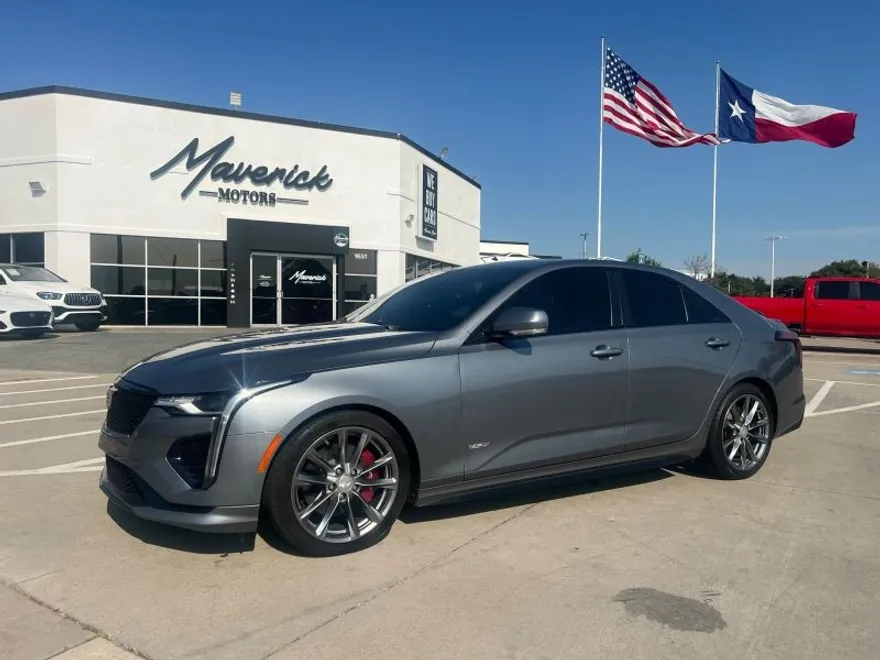 2021 Cadillac CT4 photo 1