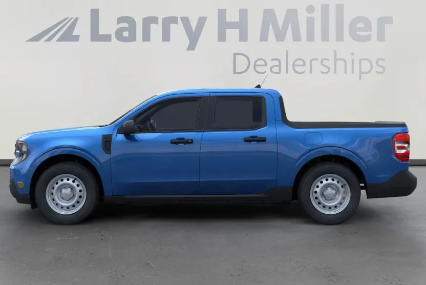 2025 Ford Maverick XL photo 1