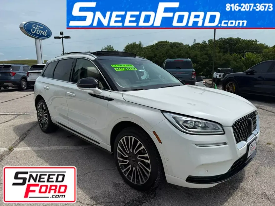 2021 Lincoln Corsair Grand Touring photo 1