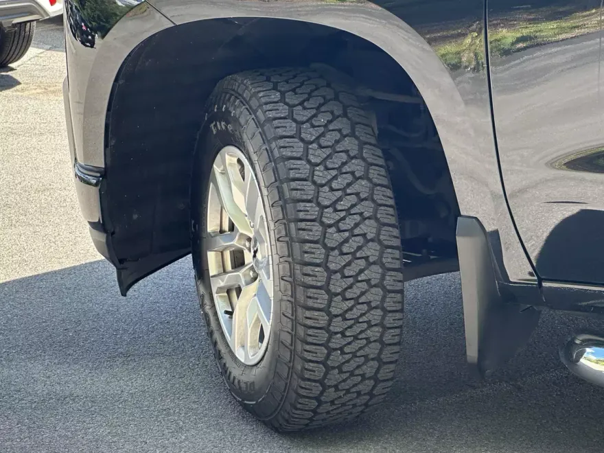 2019 Chevrolet Silverado 1500 RST photo 1