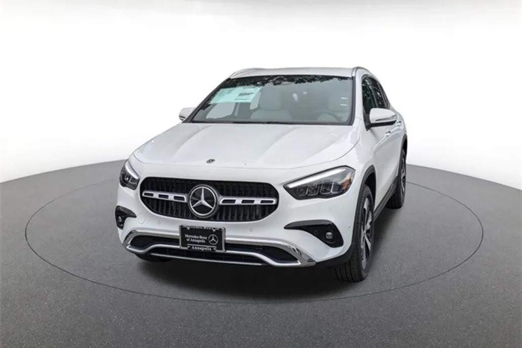 2026 Mercedes Benz GLA 250 4MATIC photo 1