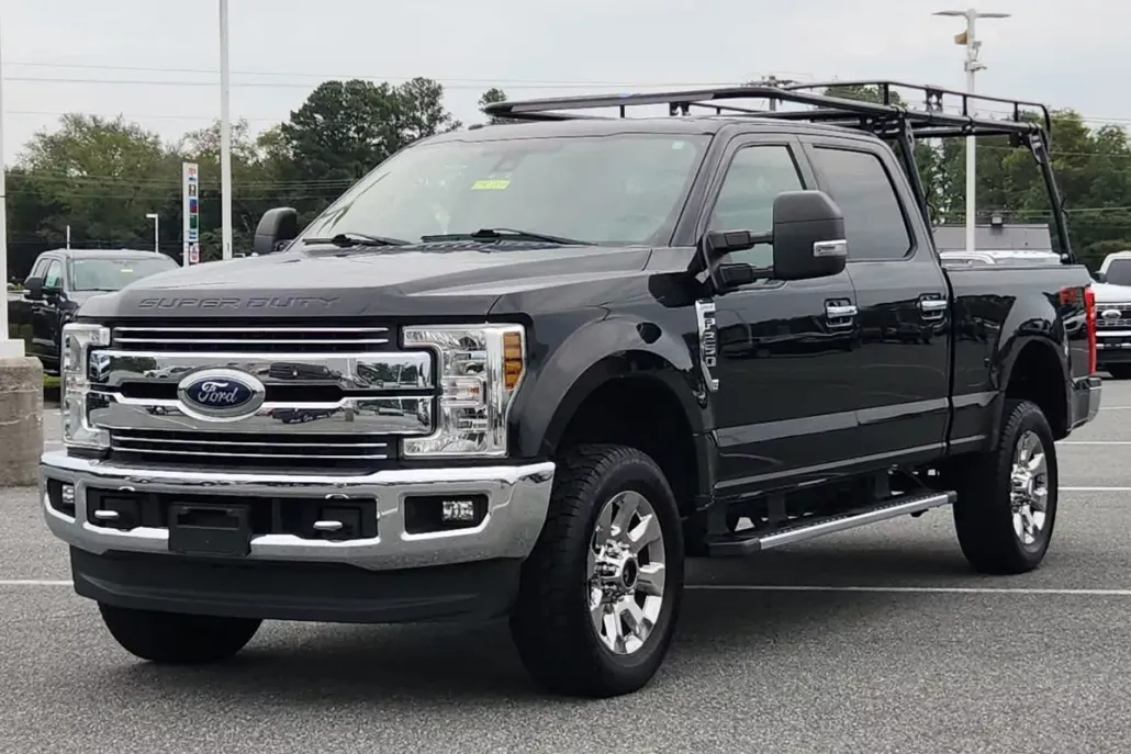 2018 Ford F-250 Lariat photo 1