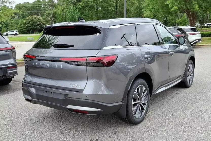2026 Infiniti QX60 Luxe photo 1