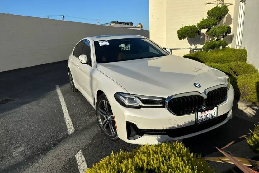 2021 Bmw 530i photo 1