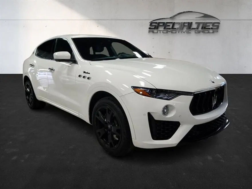 2023 Maserati Levante Modena S photo 1
