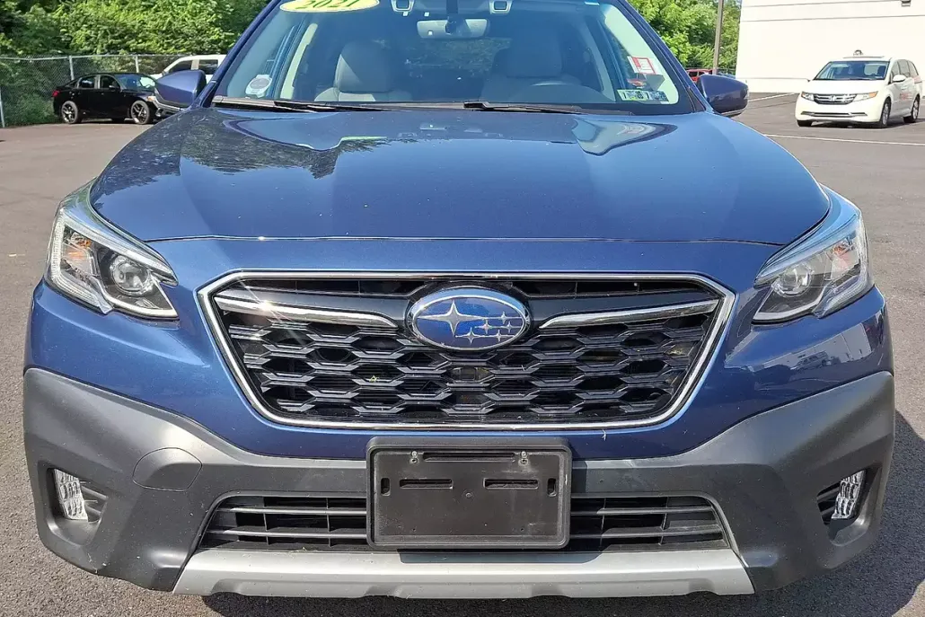 2021 Subaru Outback Limited XT photo 1