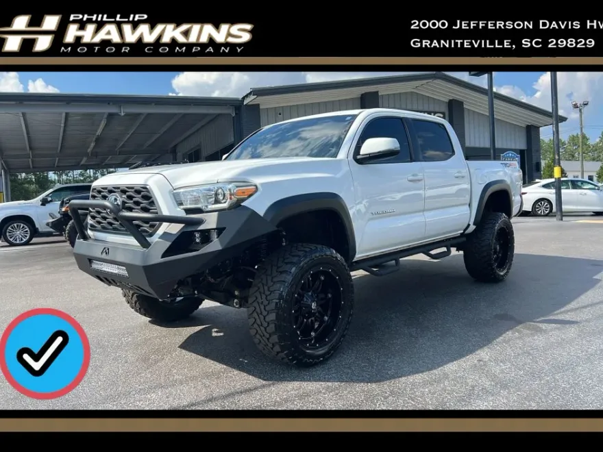 2020 Toyota Tacoma Double Cab TRD Off-Road photo 1