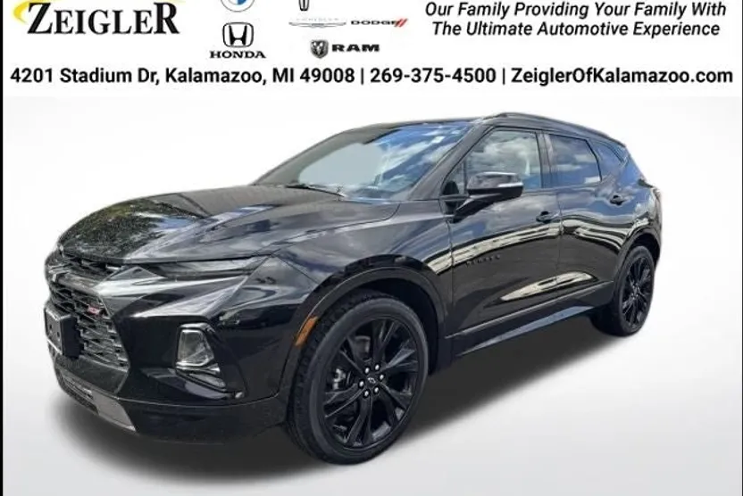 2022 Chevrolet Blazer RS photo 1