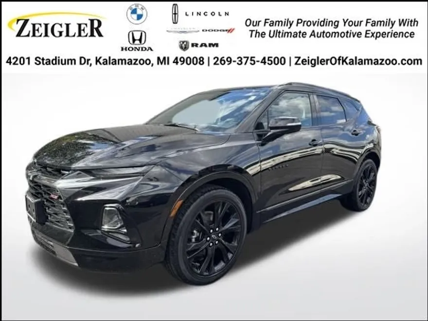 2022 Chevrolet Blazer RS photo 1