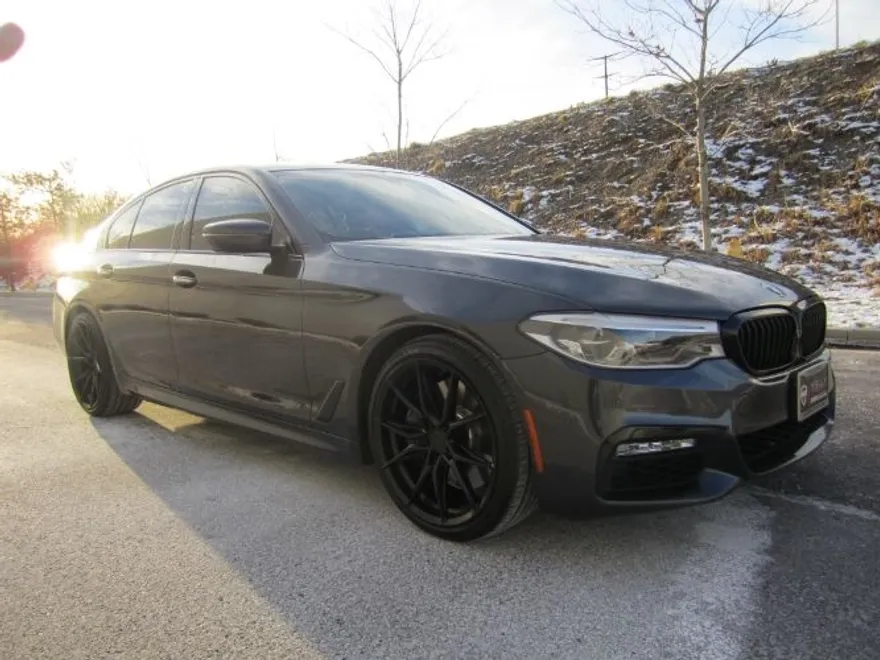 2017 Bmw 540i photo 1