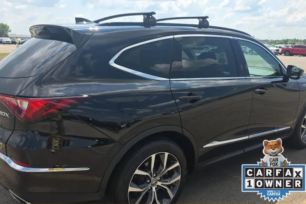 2023 Acura MDX Technology SH-AWD photo 1