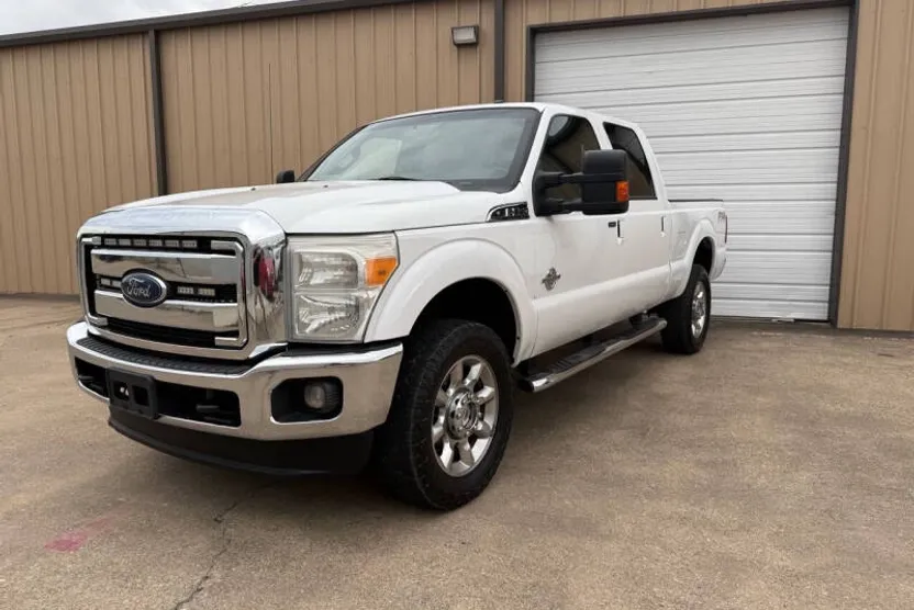 2015 Ford F-350 Lariat photo 1