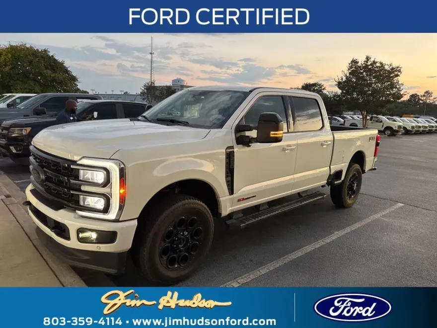 2024 Ford F-250 Lariat photo 1