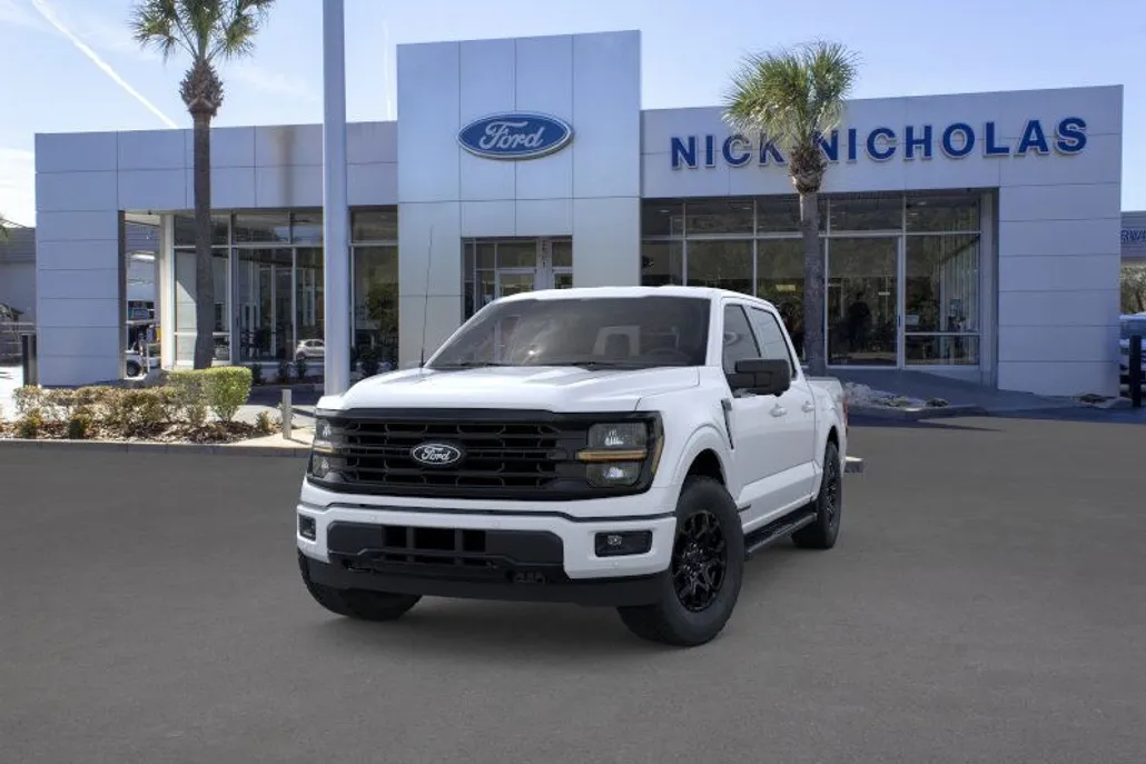 2025 Ford F-150 XLT photo 1