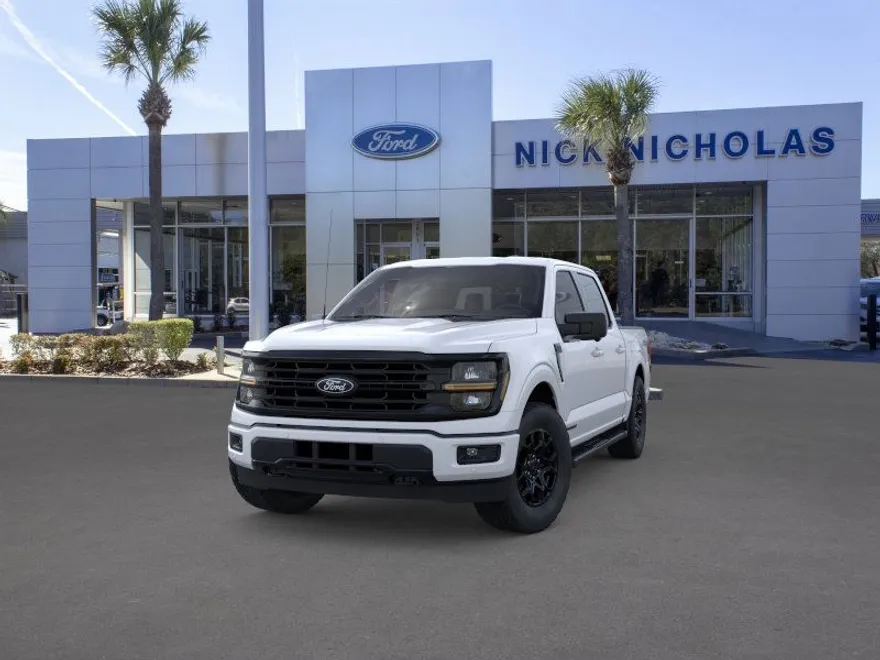 2025 Ford F-150 XLT photo 1