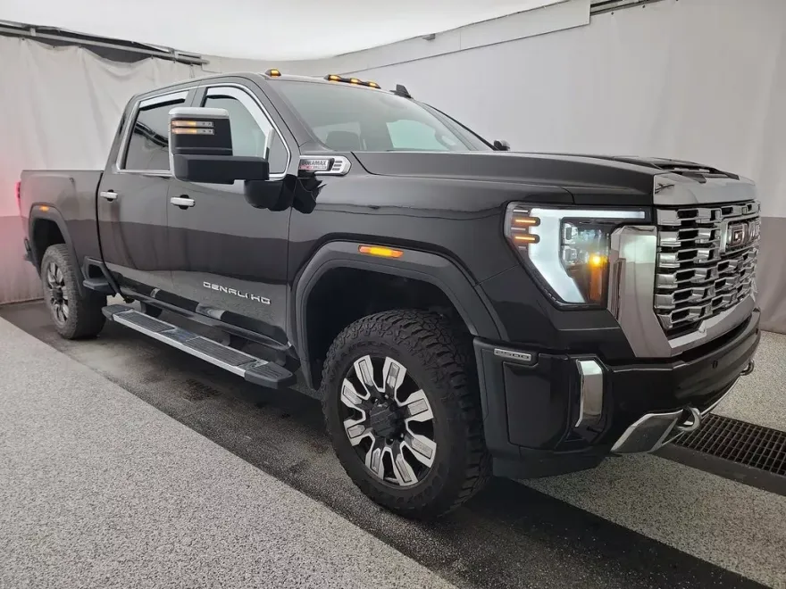 2024 Gmc Sierra HD Denali photo 1