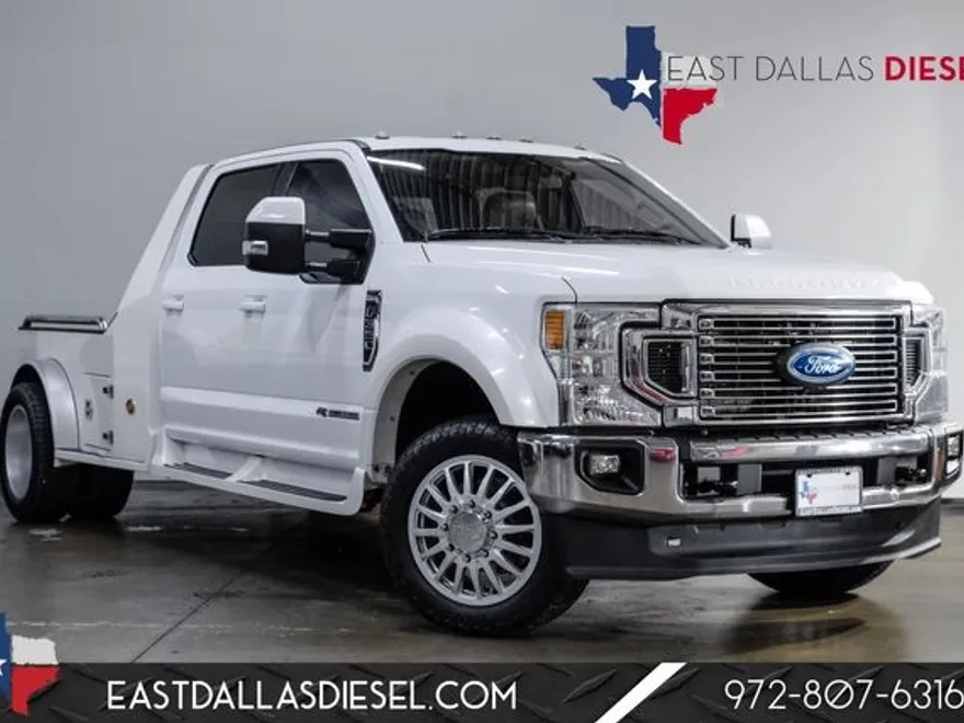 2021 Ford F-350 Lariat photo 1