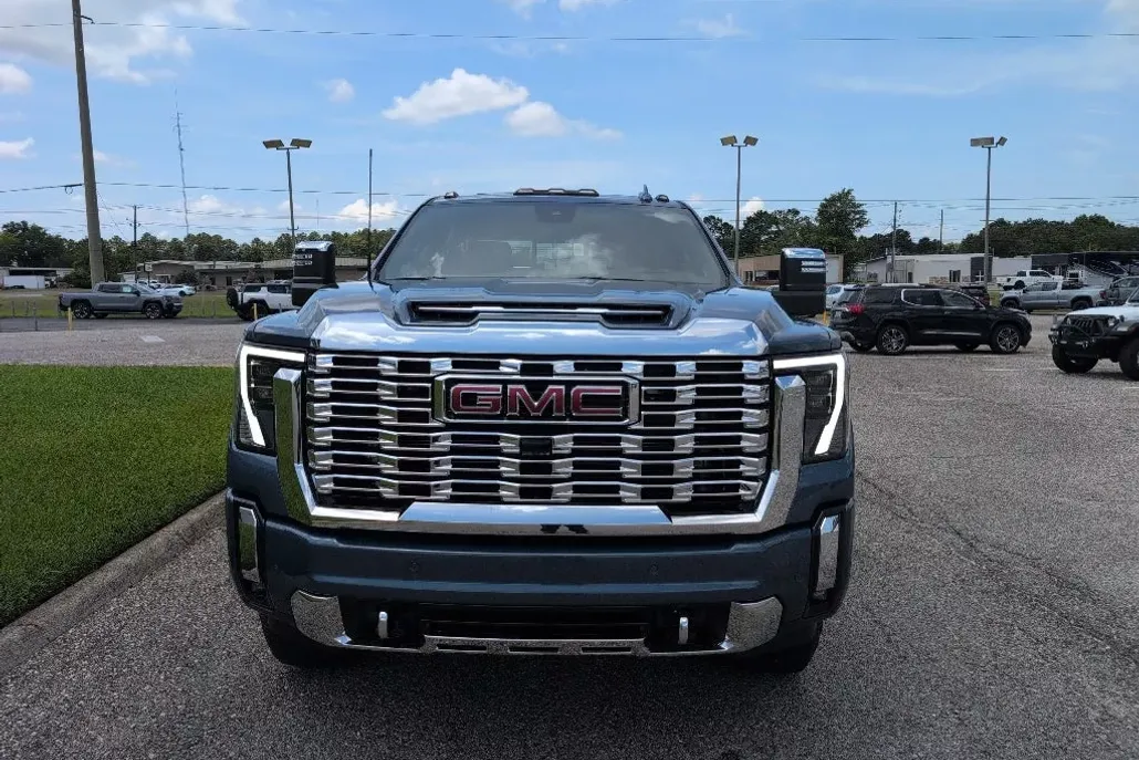 2025 Gmc Sierra 2500 HD Denali photo 1