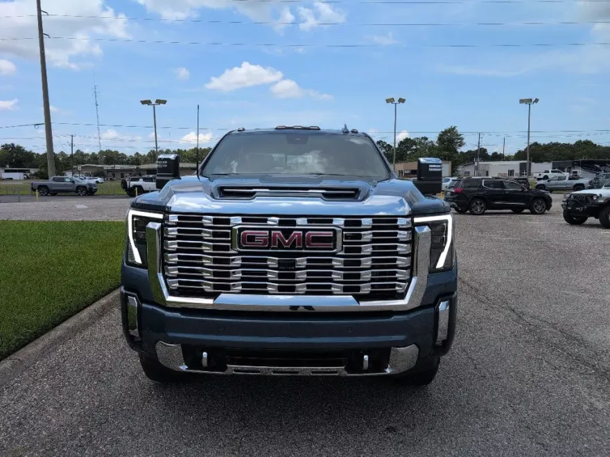 2025 Gmc Sierra 2500 HD Denali photo 1
