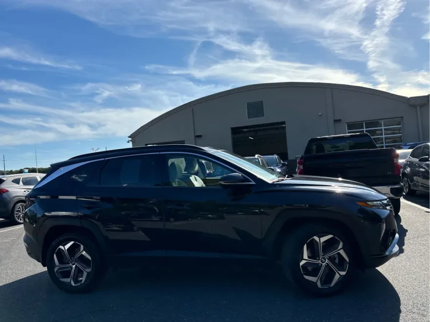 2022 Hyundai Tucson Limited photo 1