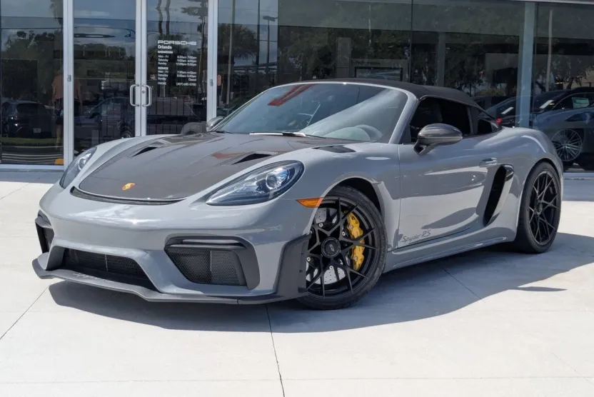2025 Porsche Boxster Spyder photo 1