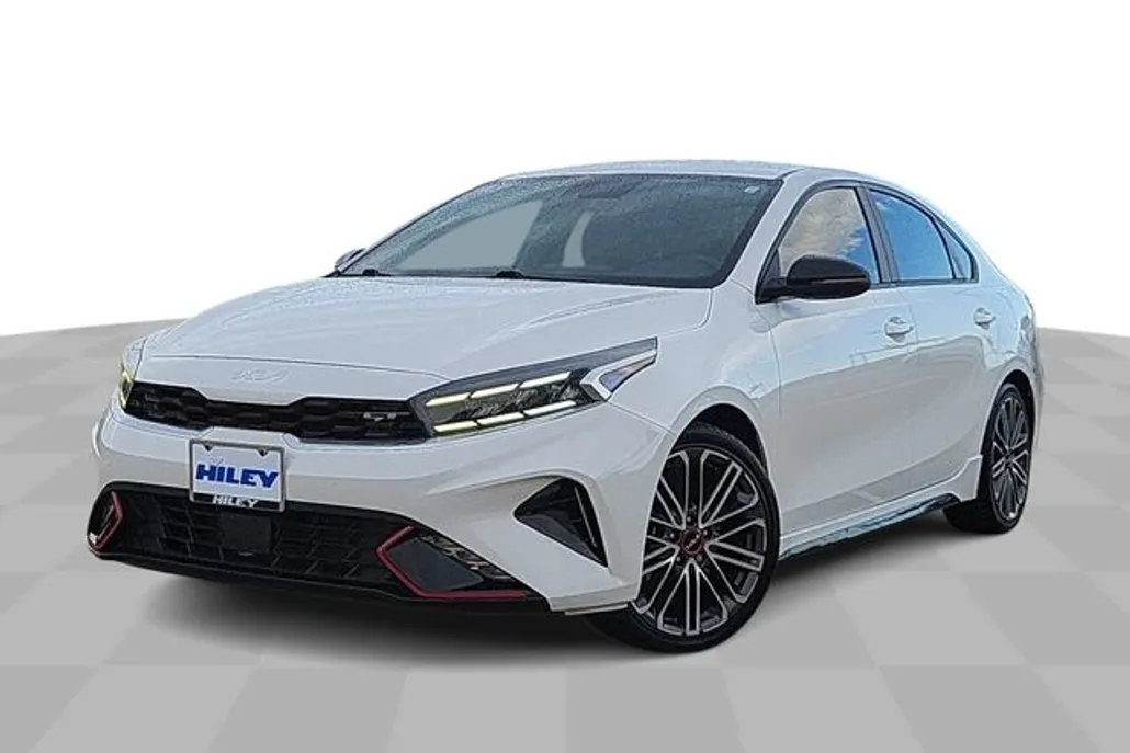 2022 Kia Forte GT photo 1