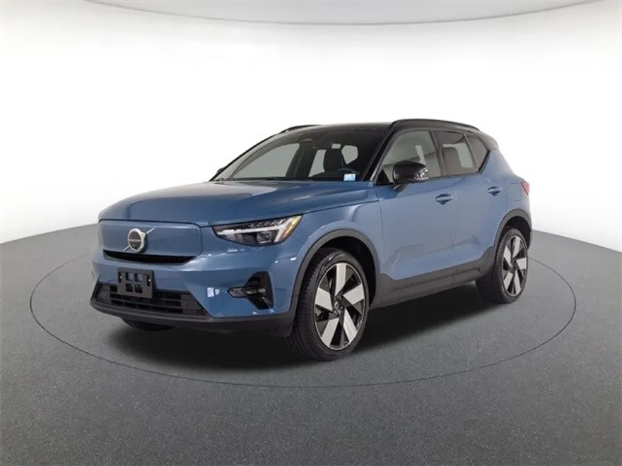 2023 Volvo XC40 Recharge Ultimate photo 1