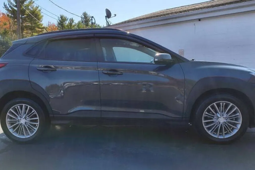 2018 Hyundai Kona SEL photo 1