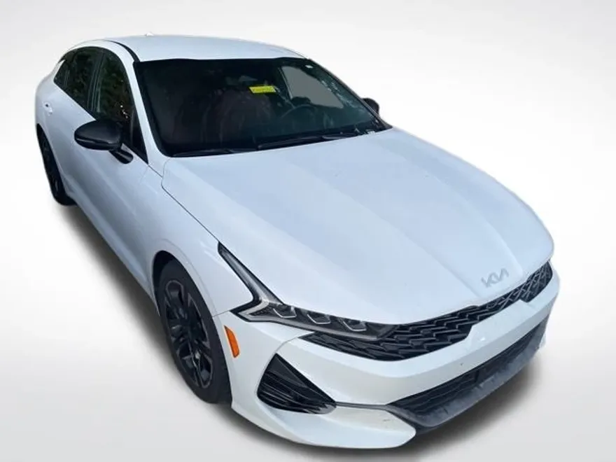 2023 Kia K5 GT-Line photo 1