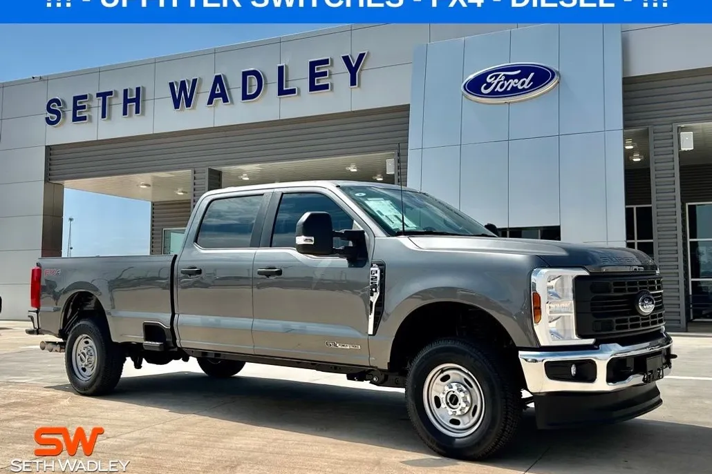 2025 Ford F-250 photo 1