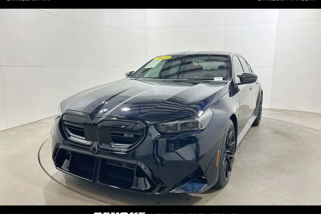2025 Bmw M5 5 photo 1