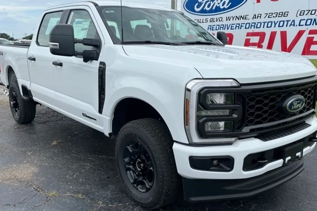 2025 Ford F-250 XL photo 1