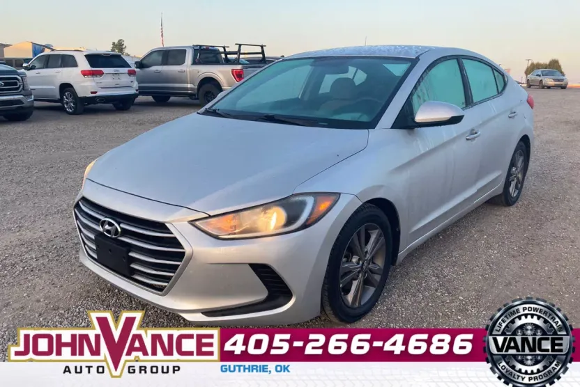 2018 Hyundai Elantra SEL photo 1