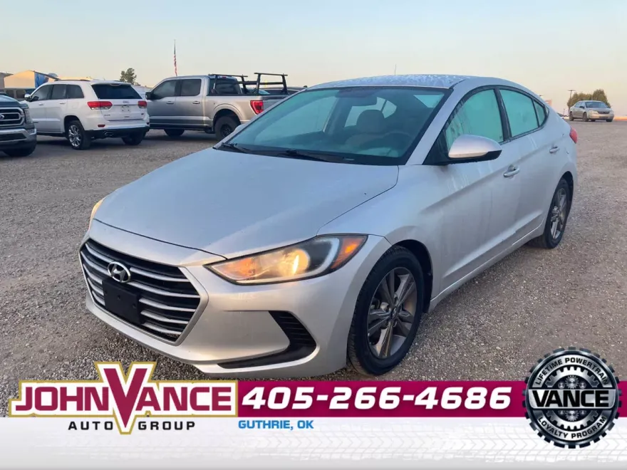 2018 Hyundai Elantra SEL photo 1