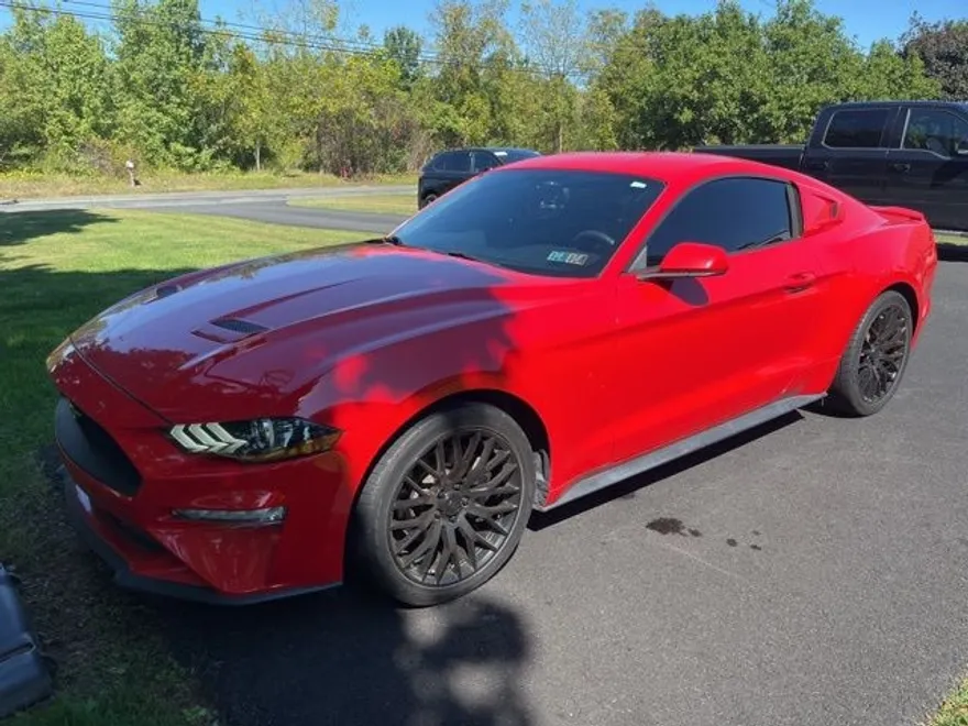 2018 Ford Mustang EcoBoost photo 1