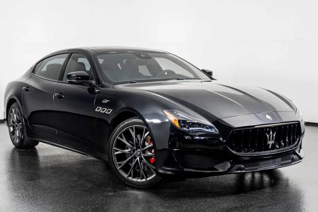 2022 Maserati Quattroporte GT photo 1