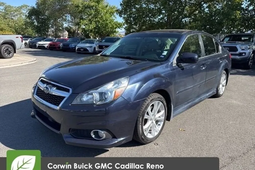 2013 Subaru Legacy 2.5i Limited photo 1