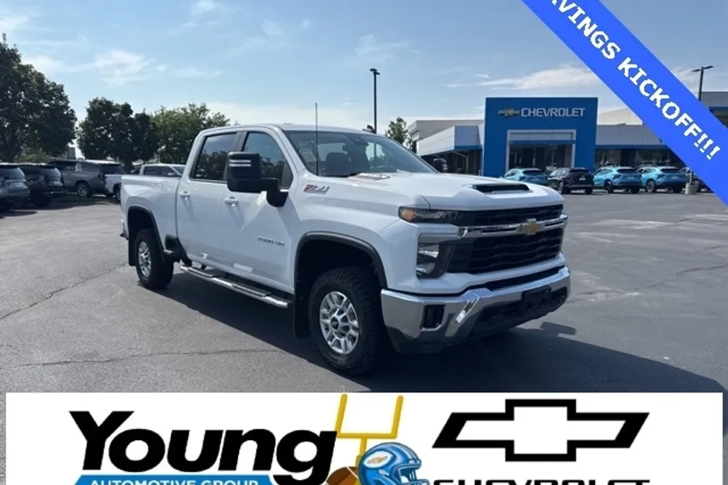 2024 Chevrolet Silverado 2500HD LT photo 1