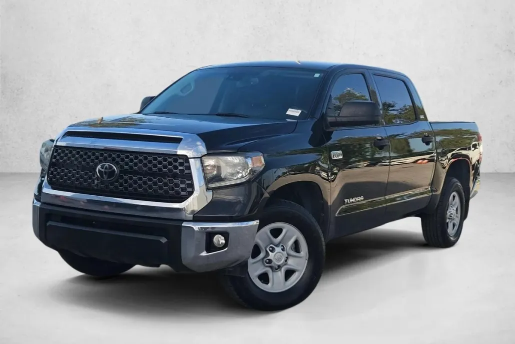2020 Toyota Tundra SR5 CrewMax photo 1