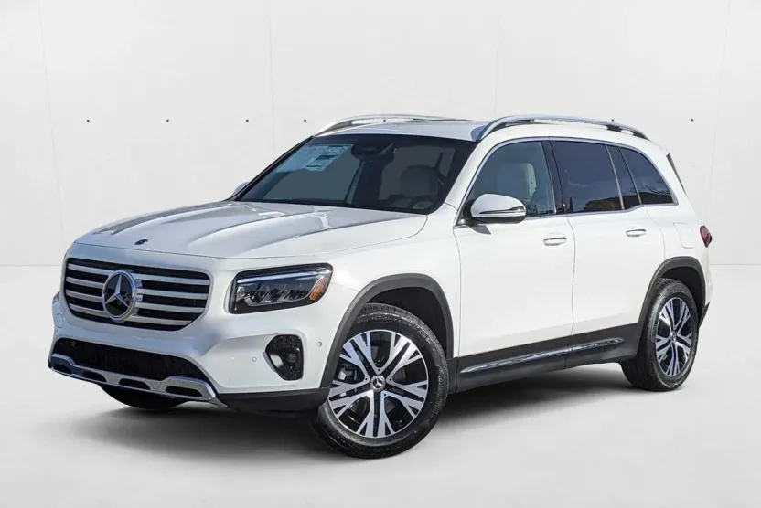 2025 Mercedes Benz GLB 250 4MATIC photo 1