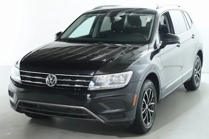 2021 Volkswagen Tiguan SE photo 1