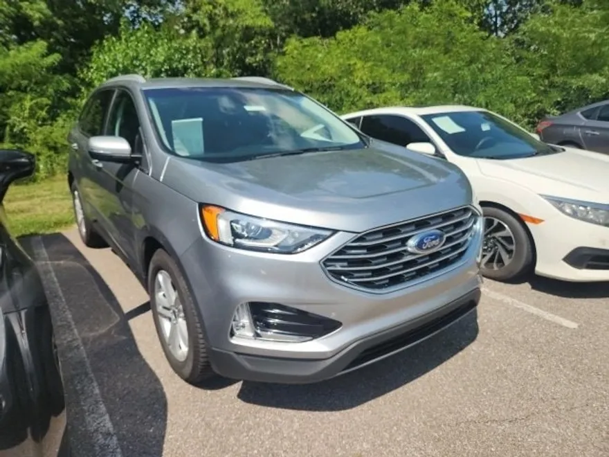 2020 Ford Edge SEL photo 1