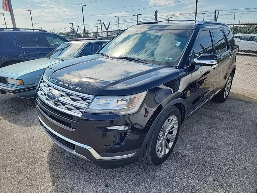2019 Ford Explorer Limited photo 1