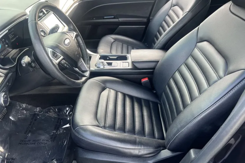 2020 Ford Fusion Hybrid SEL photo 1