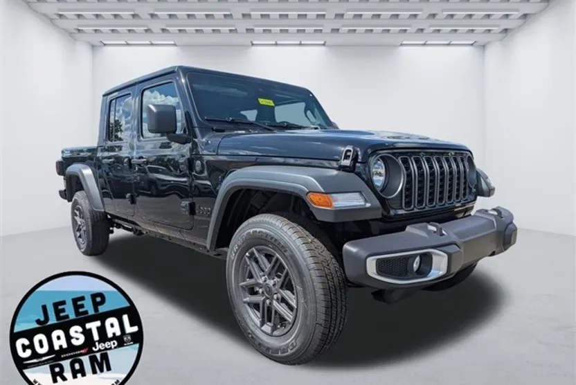 2025 Jeep Gladiator Sport S photo 1