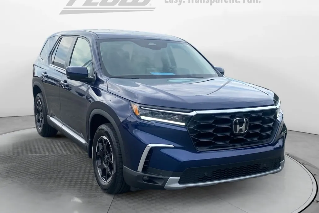 2025 Honda Pilot EX-L photo 1